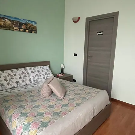 Casa Dorato In Centro Apartment